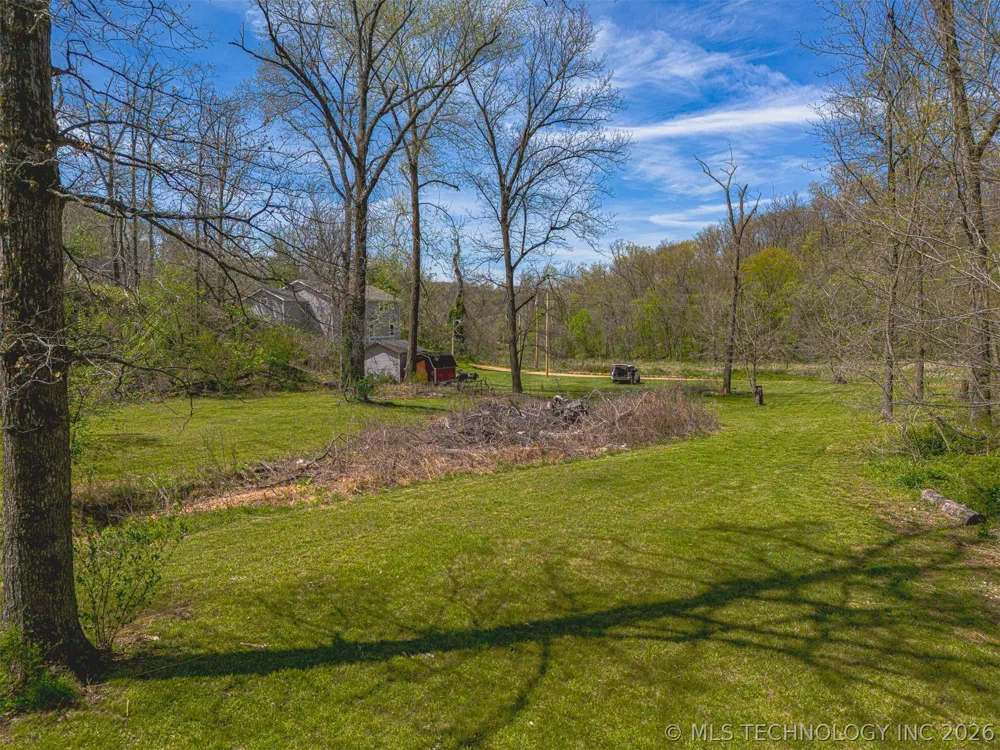 20045 County Road 502 Colcord, OK 74338