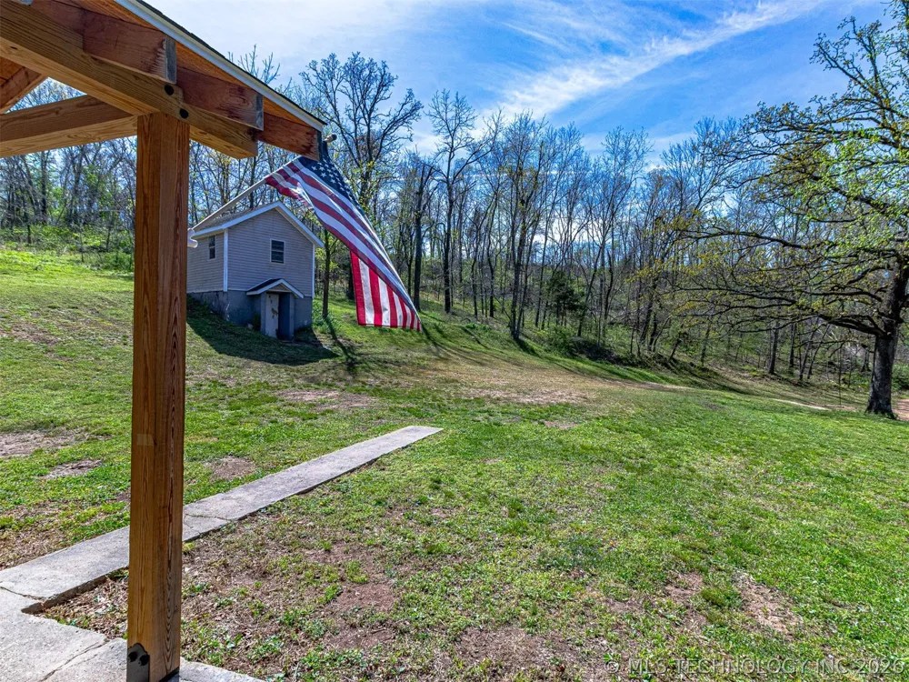 20045 County Road 502 Colcord, OK 74338