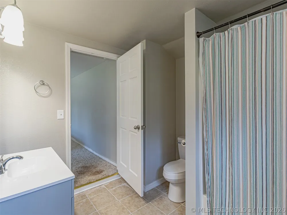 20045 County Road 502 Colcord, OK 74338