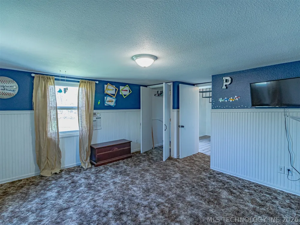 20045 County Road 502 Colcord, OK 74338