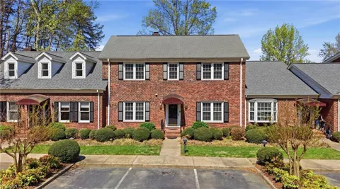 1327 Cotswald Terrace