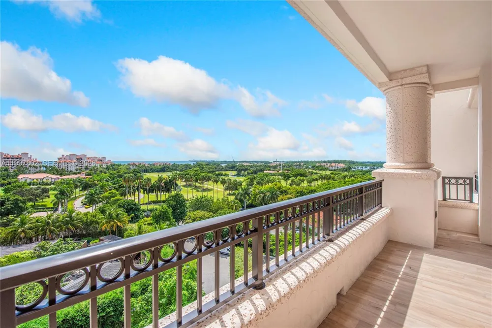 6882 Fisher Island Dr #6882 Miami Beach, FL 33109