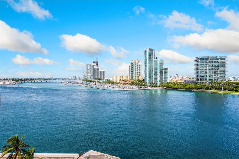 6882 Fisher Island Dr #6882 Miami Beach, FL 33109