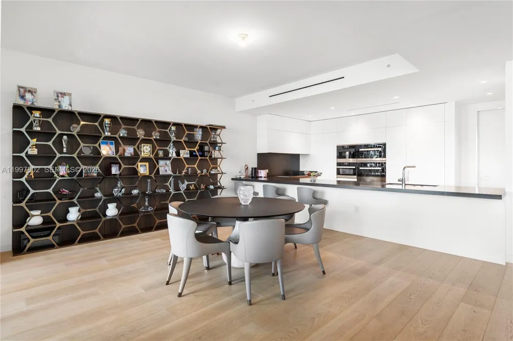 6882 Fisher Island Dr #6882 Miami Beach, FL 33109
