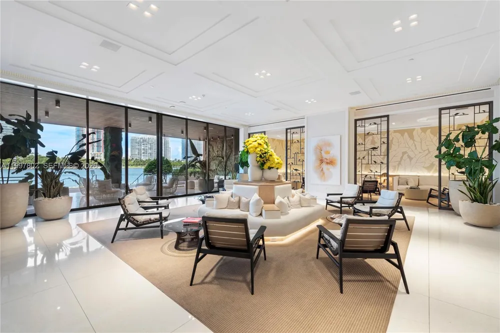 6882 Fisher Island Dr #6882 Miami Beach, FL 33109