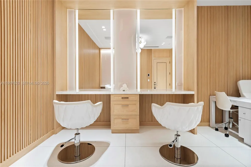 6882 Fisher Island Dr #6882 Miami Beach, FL 33109