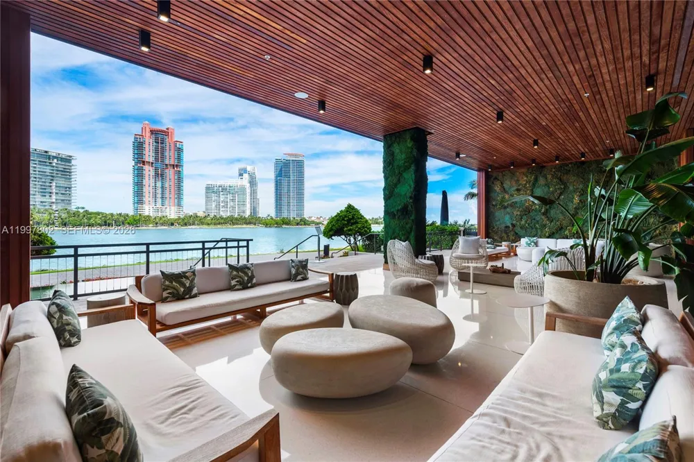 6882 Fisher Island Dr #6882 Miami Beach, FL 33109