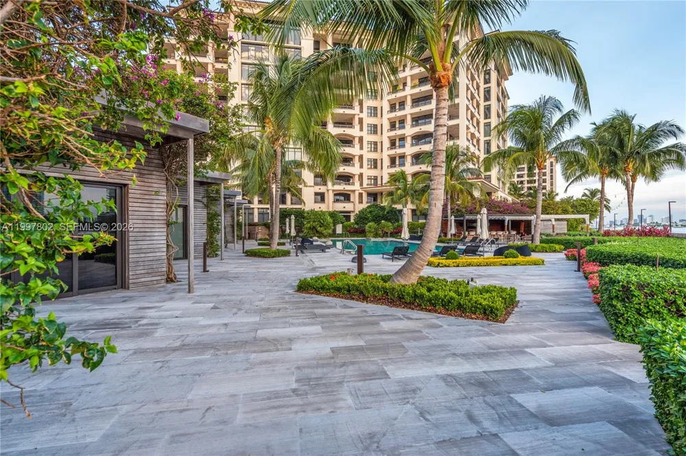 6882 Fisher Island Dr #6882 Miami Beach, FL 33109