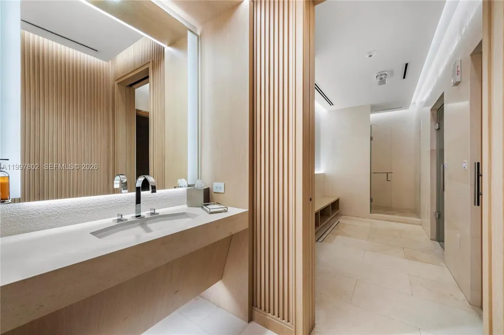 6882 Fisher Island Dr #6882 Miami Beach, FL 33109