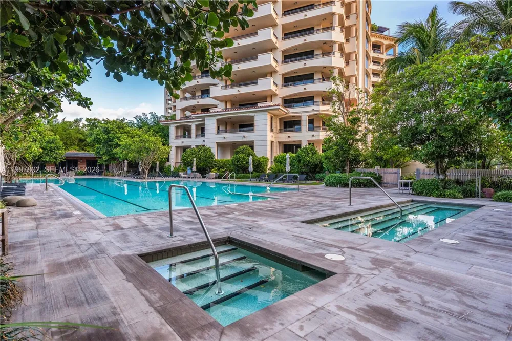 6882 Fisher Island Dr #6882 Miami Beach, FL 33109