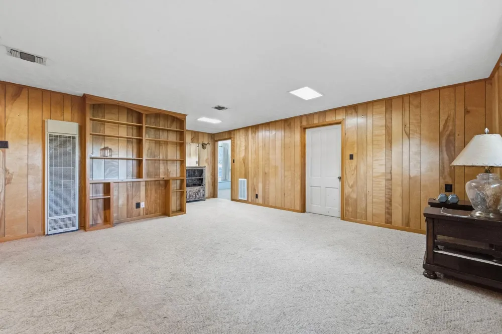 804 N Cleveland Dayton, TX 77535