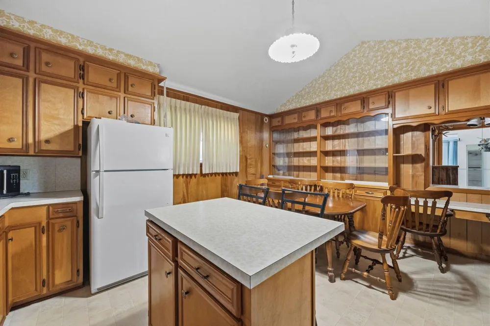 804 N Cleveland Dayton, TX 77535