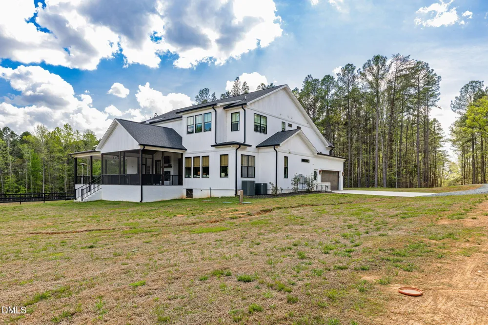 8660 Nc Hwy 96 Oxford, NC 27565