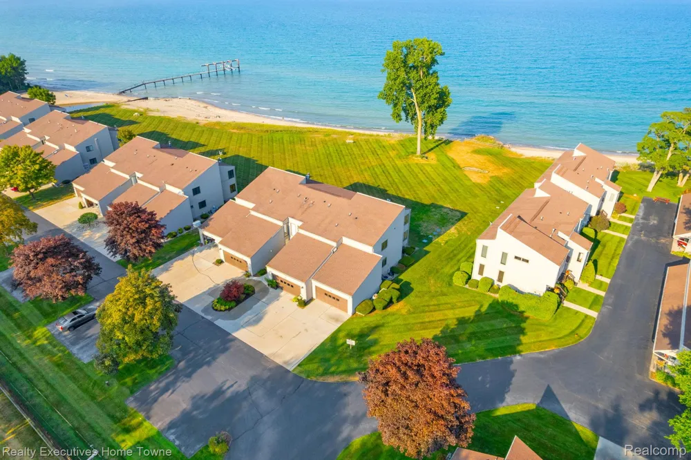7214 2nd Street Burtchville Township, MI 48059
