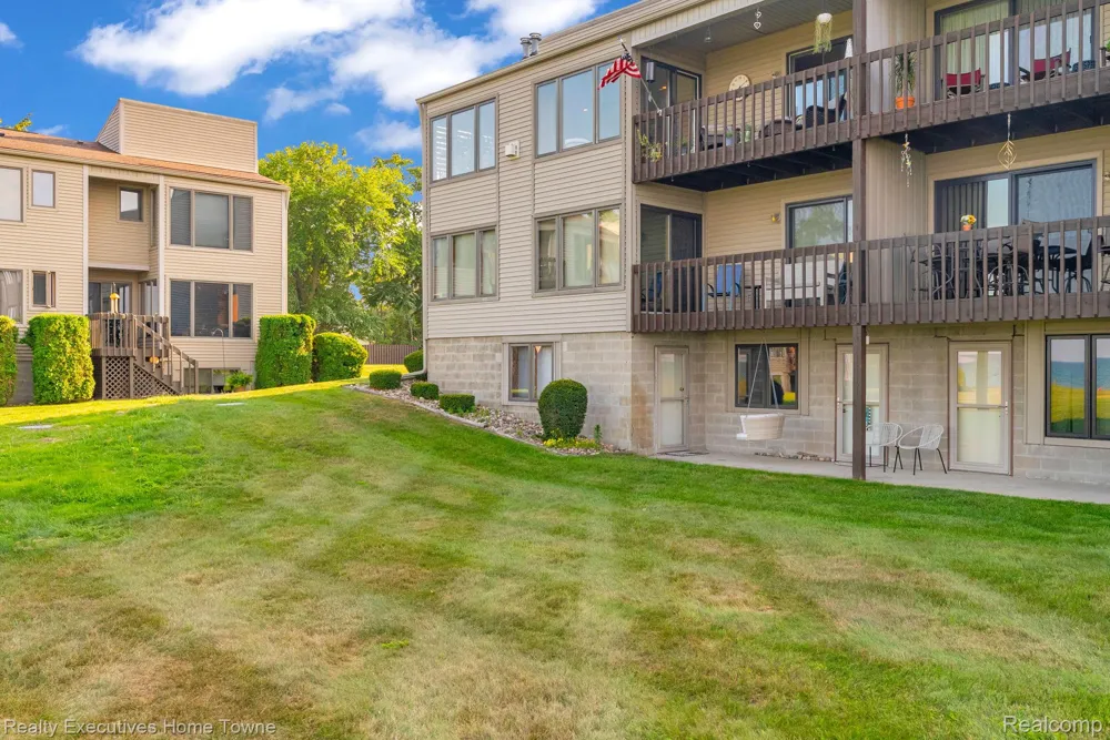 7214 2nd Street Burtchville Township, MI 48059