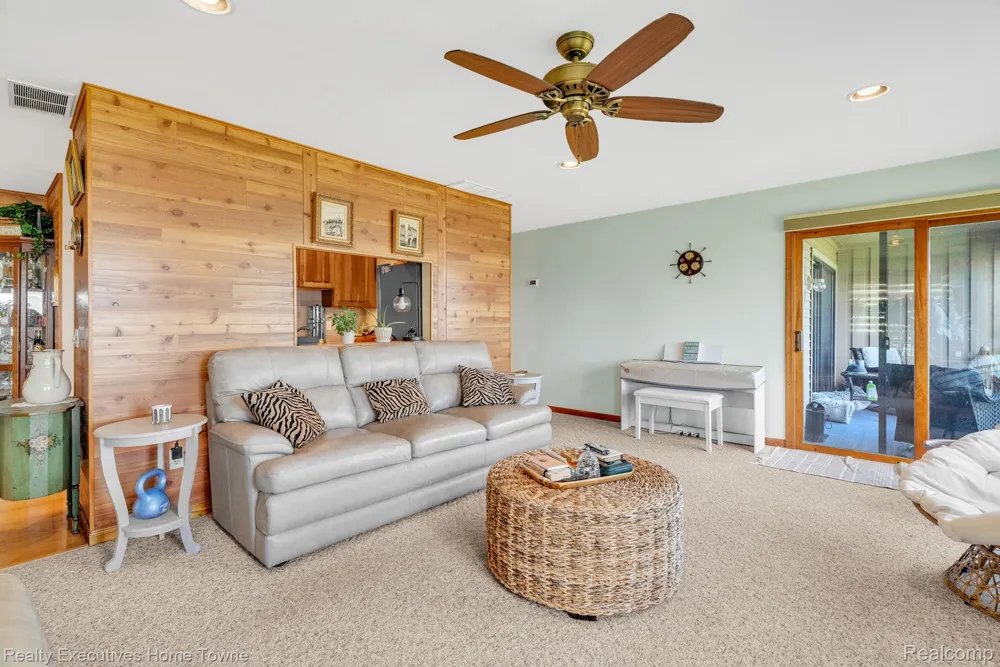 7214 2nd Street Burtchville Township, MI 48059