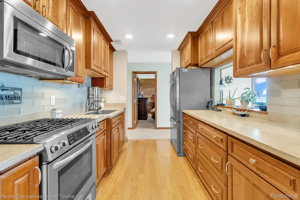 7214 2nd Street Burtchville Township, MI 48059