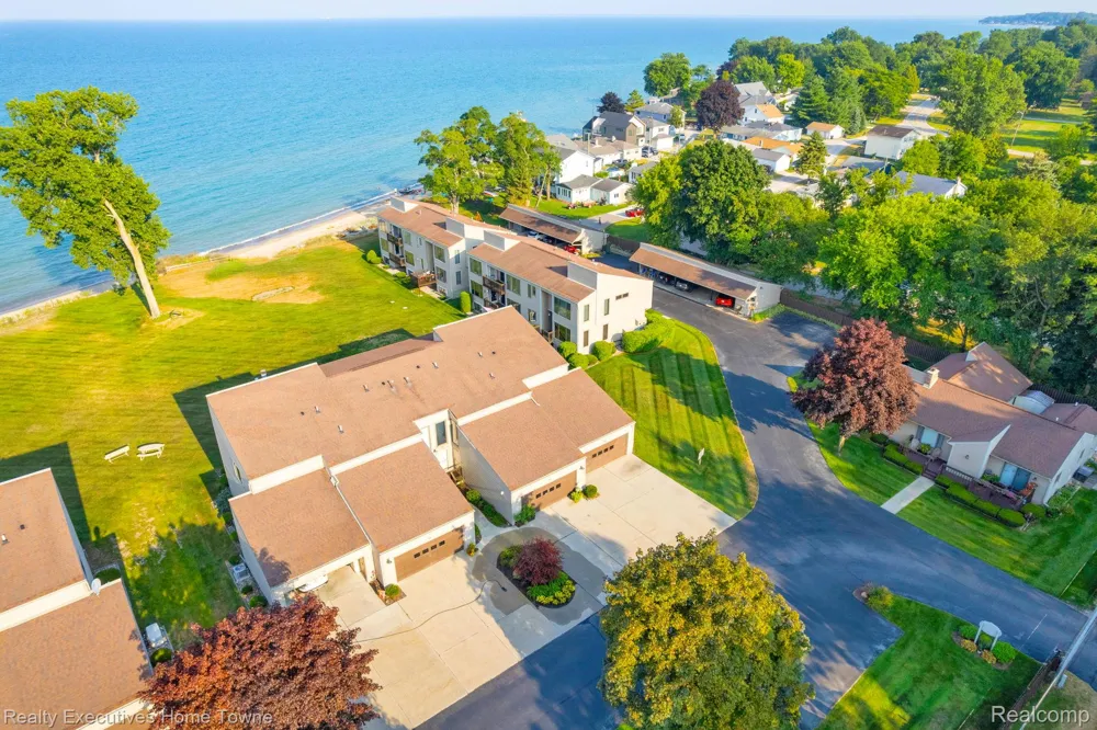 7214 2nd Street Burtchville Township, MI 48059