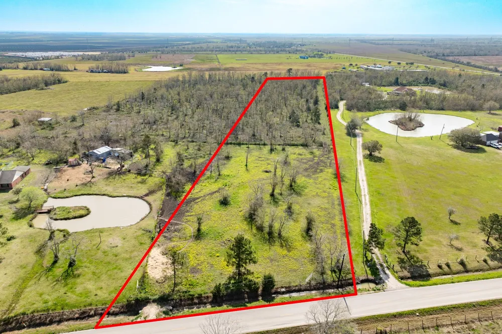 County Road 203 Liverpool, TX 77577