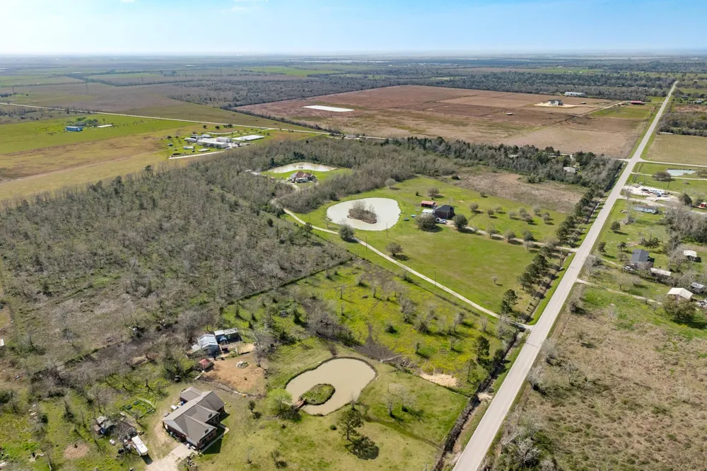 County Road 203 Liverpool, TX 77577
