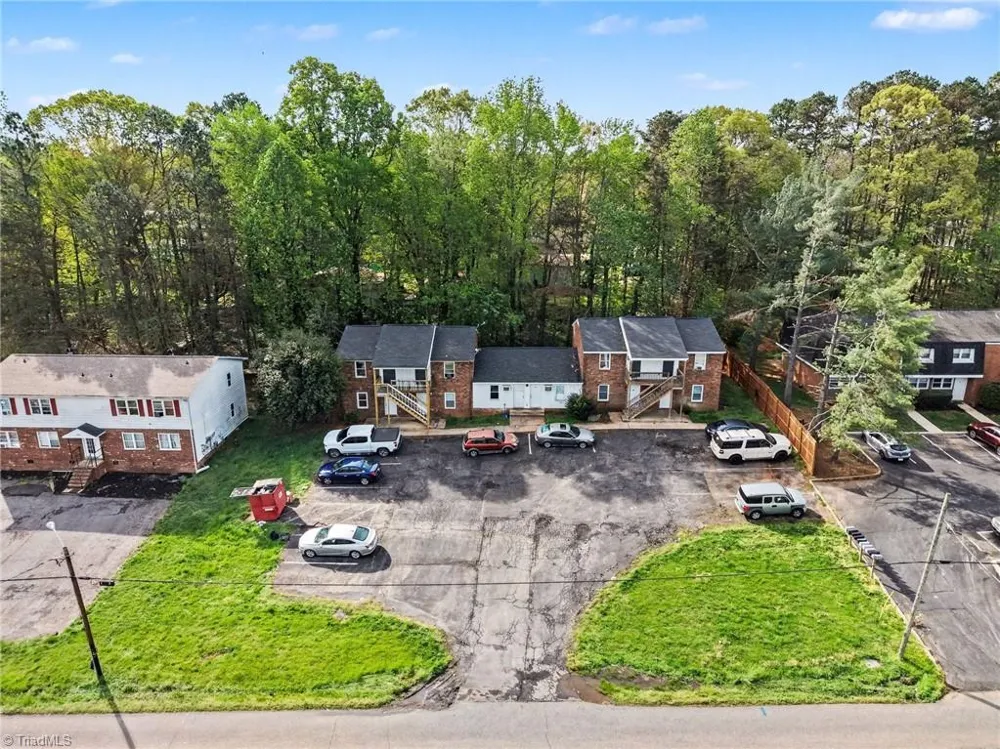 1954 Lakeview Road Asheboro, NC 27203