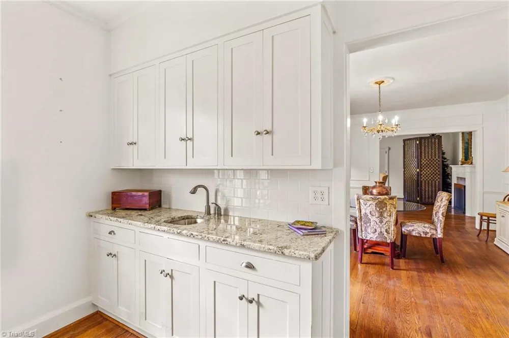 725 Mocksville Avenue Salisbury, NC 28144