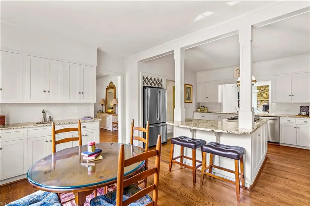 725 Mocksville Avenue Salisbury, NC 28144