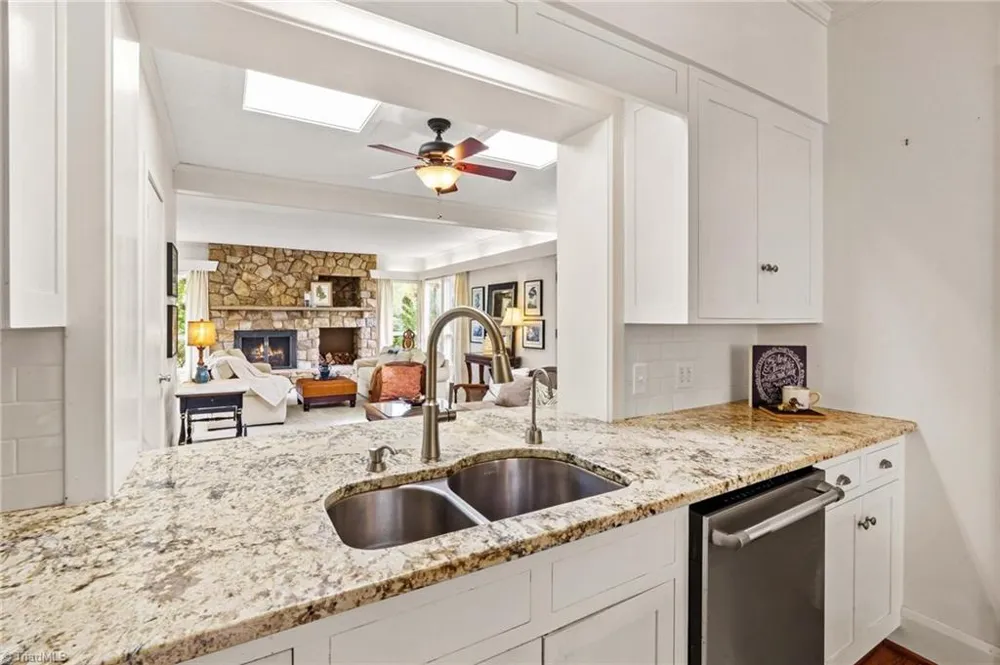 725 Mocksville Avenue Salisbury, NC 28144
