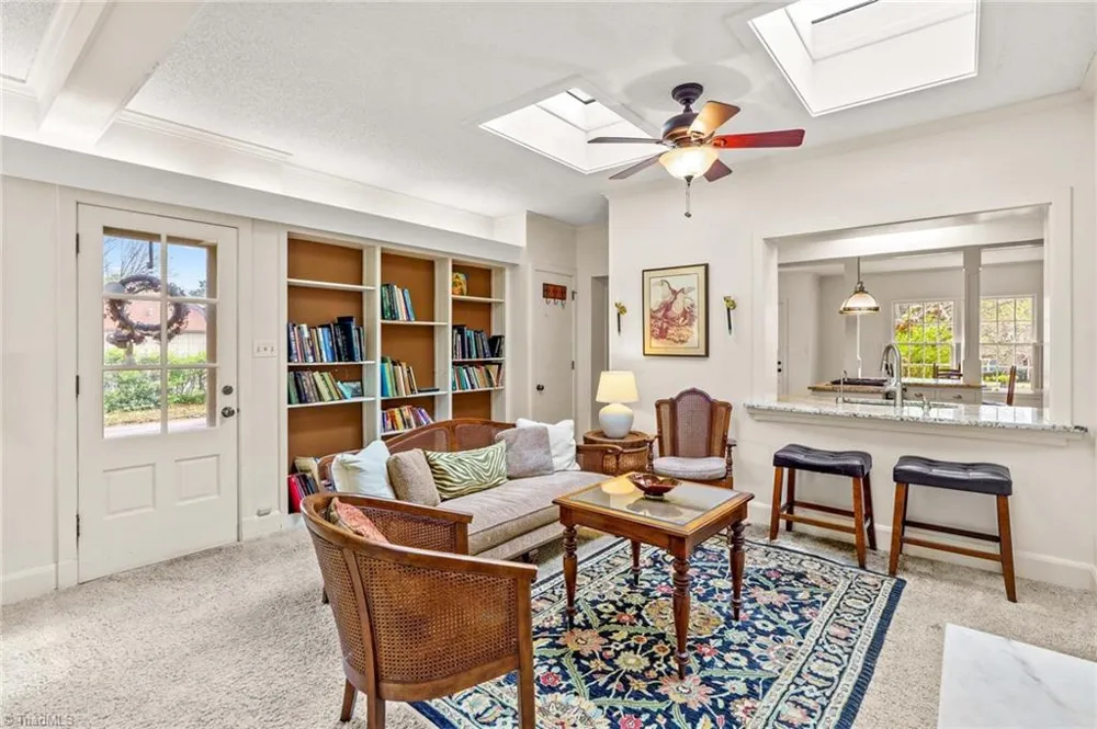 725 Mocksville Avenue Salisbury, NC 28144