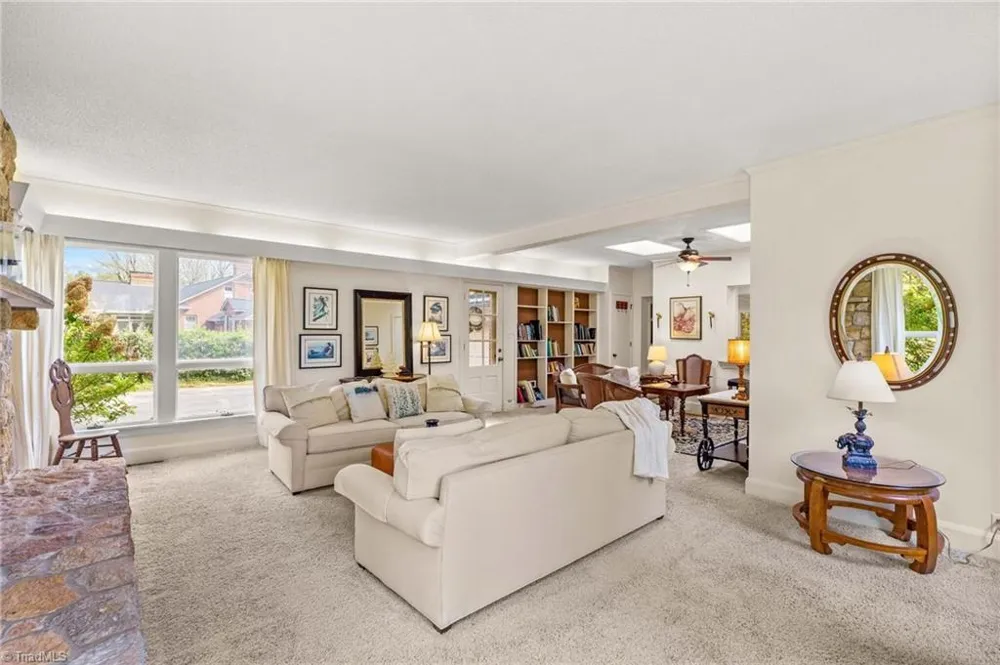 725 Mocksville Avenue Salisbury, NC 28144