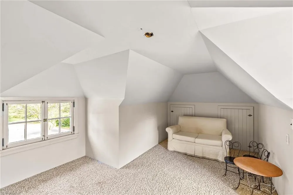 725 Mocksville Avenue Salisbury, NC 28144
