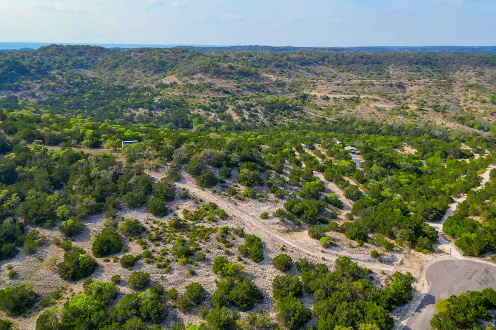 218 Saddle Wood Trail Comfort, TX 78013