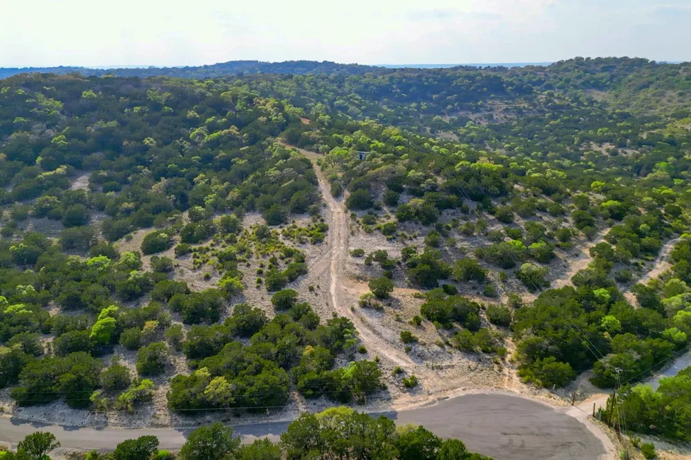 218 Saddle Wood Trail Comfort, TX 78013
