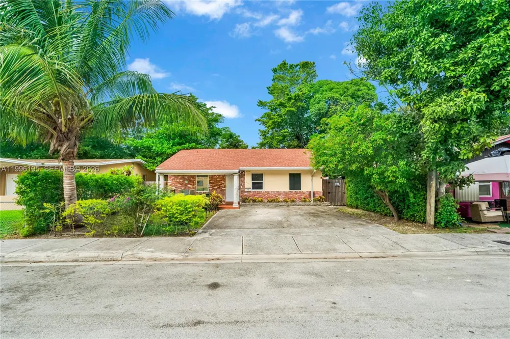 6133 SW 62nd Ter South Miami, FL 33143