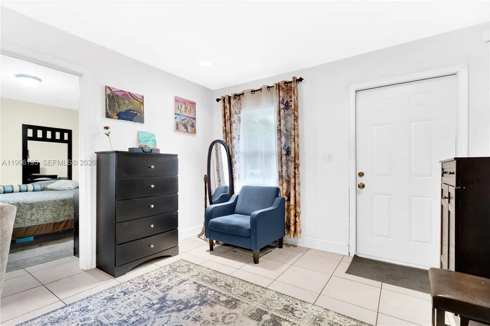 6133 SW 62nd Ter South Miami, FL 33143