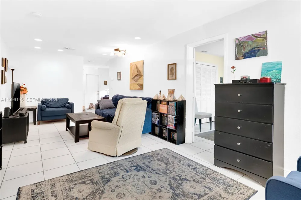 6133 SW 62nd Ter South Miami, FL 33143