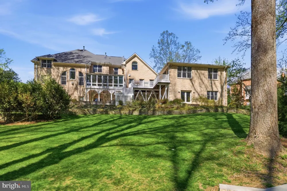 9703 MILL RACE ESTATES DRIVE Vienna, VA 22182