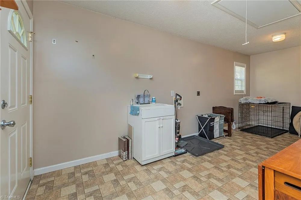 148 Odle Lane Eden, NC 27288