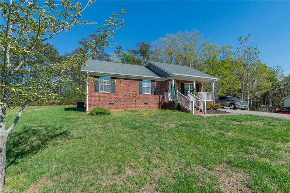 148 Odle Lane Eden, NC 27288