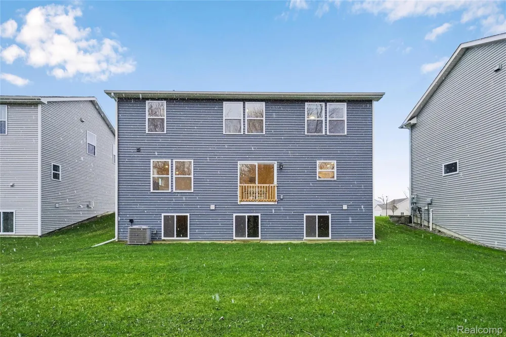 7294 River Rock Drive Davison Township, MI 48423