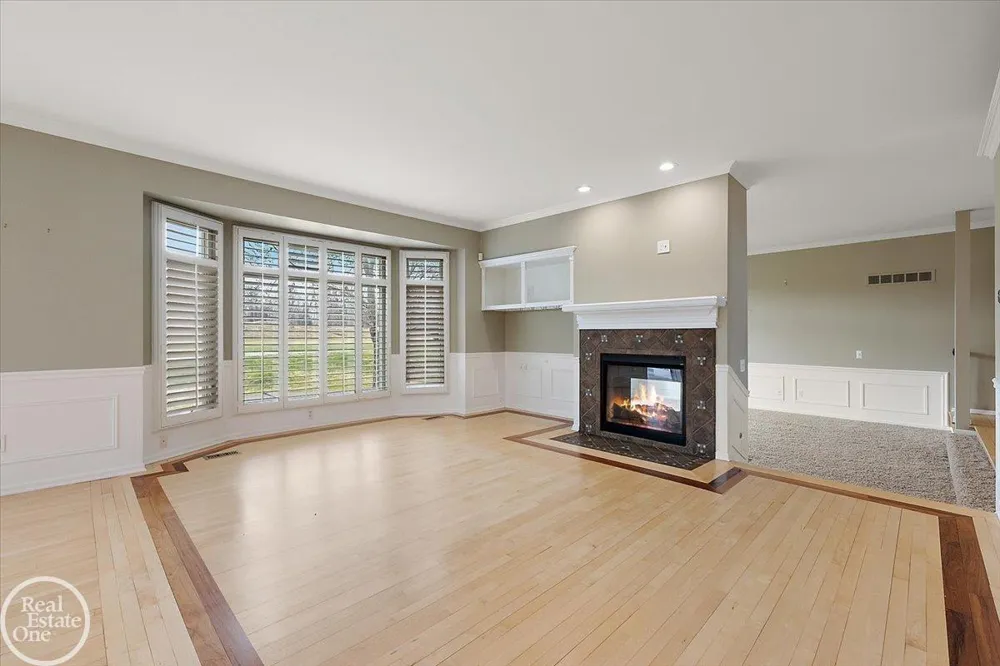 59807 Glacier Ridge N. Drive Washington Township, MI 48094