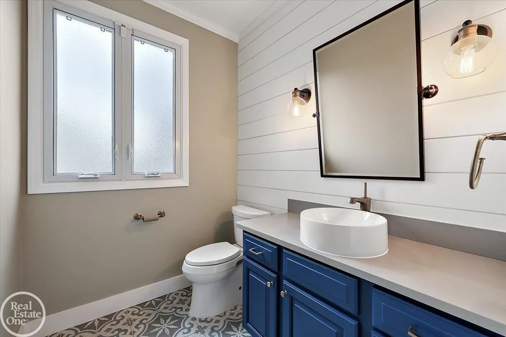 59807 Glacier Ridge N. Drive Washington Township, MI 48094