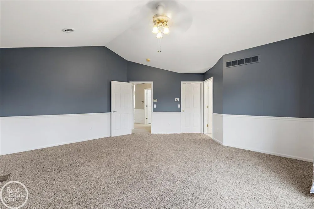 59807 Glacier Ridge N. Drive Washington Township, MI 48094