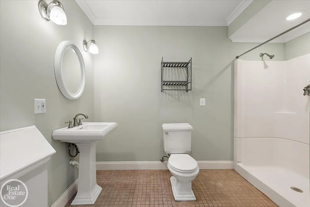 59807 Glacier Ridge N. Drive Washington Township, MI 48094