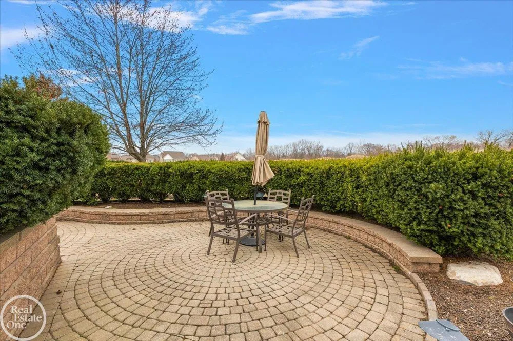 59807 Glacier Ridge N. Drive Washington Township, MI 48094