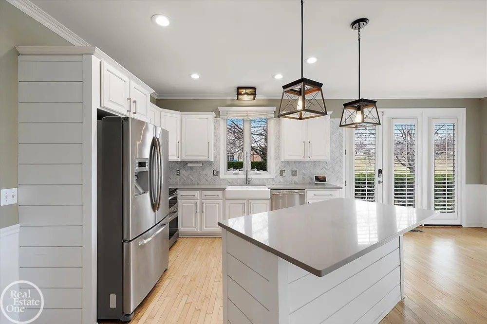 59807 Glacier Ridge N. Drive Washington Township, MI 48094