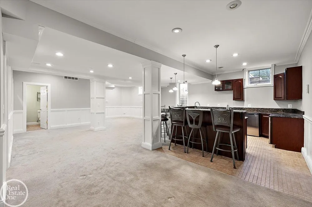 59807 Glacier Ridge N. Drive Washington Township, MI 48094