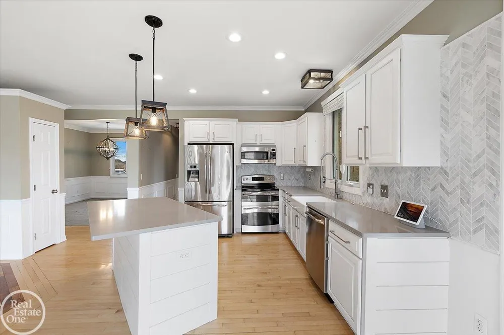 59807 Glacier Ridge N. Drive Washington Township, MI 48094