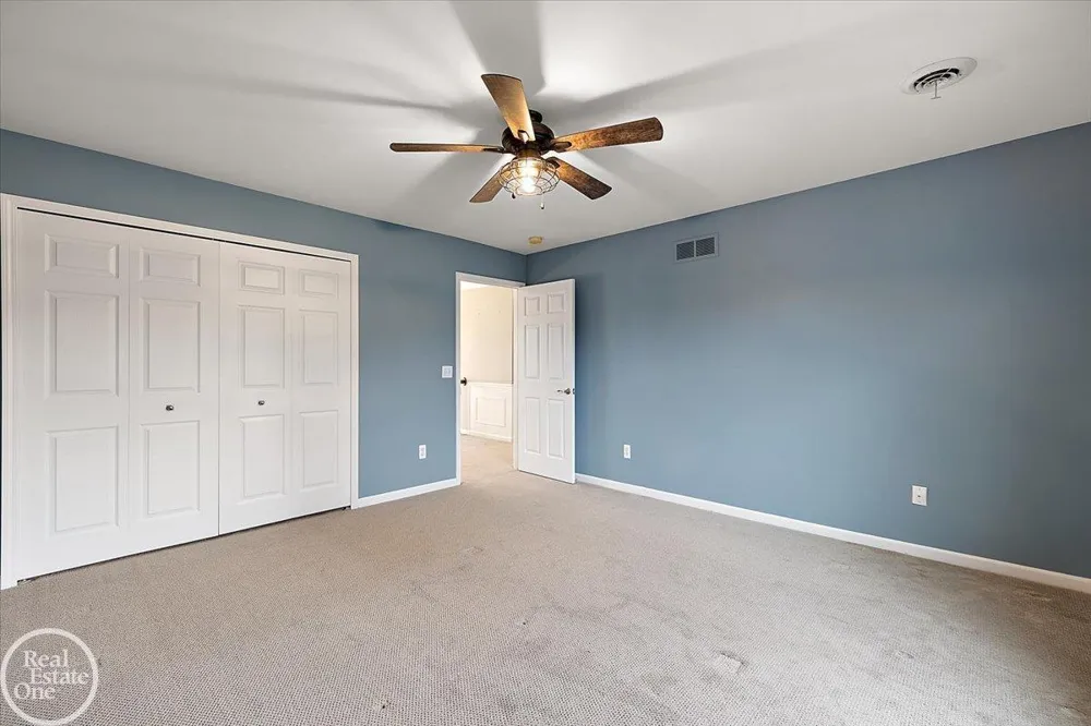 59807 Glacier Ridge N. Drive Washington Township, MI 48094
