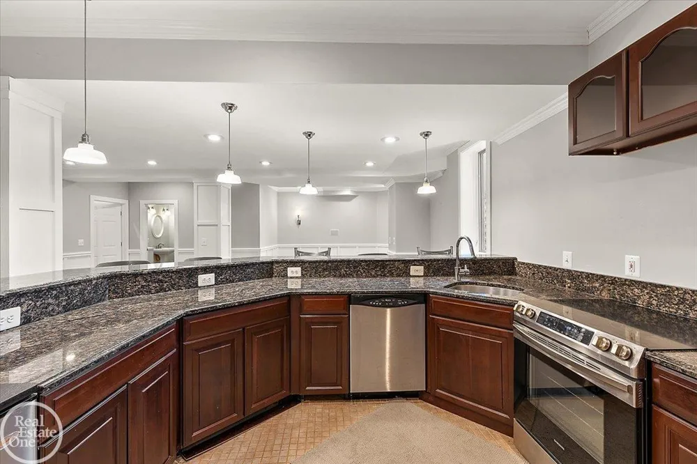 59807 Glacier Ridge N. Drive Washington Township, MI 48094